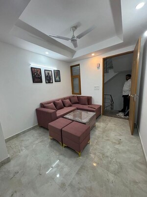 Living Room in 2 BHK Builder Floor at Saket – for Rent