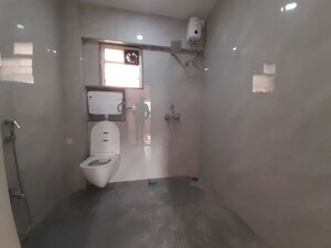 Bathroom in 3 BHK Independent House at Goregaon East – for Rent