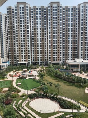 2 BHK Apartment For Rent in Sunteck West World, Tivri