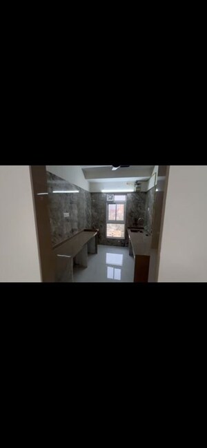 Room in 2 BHK Apartment at Mahaveer Solitaire Edge, Kandivali East – for Rent