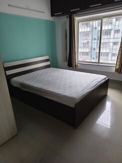 2 BHK Apartment For Rent in Kumar Primavera