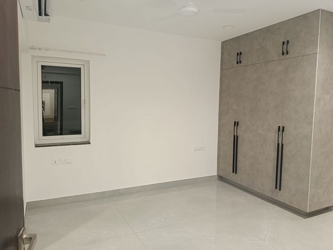 3 BHK + Pooja Room Apartment For Rent in RNP 1