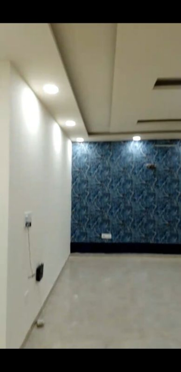 undefined, sector 85 3 Bedroom 250 Sq.Yd. Builder Floor In Sector 85 Faridabad 10322816