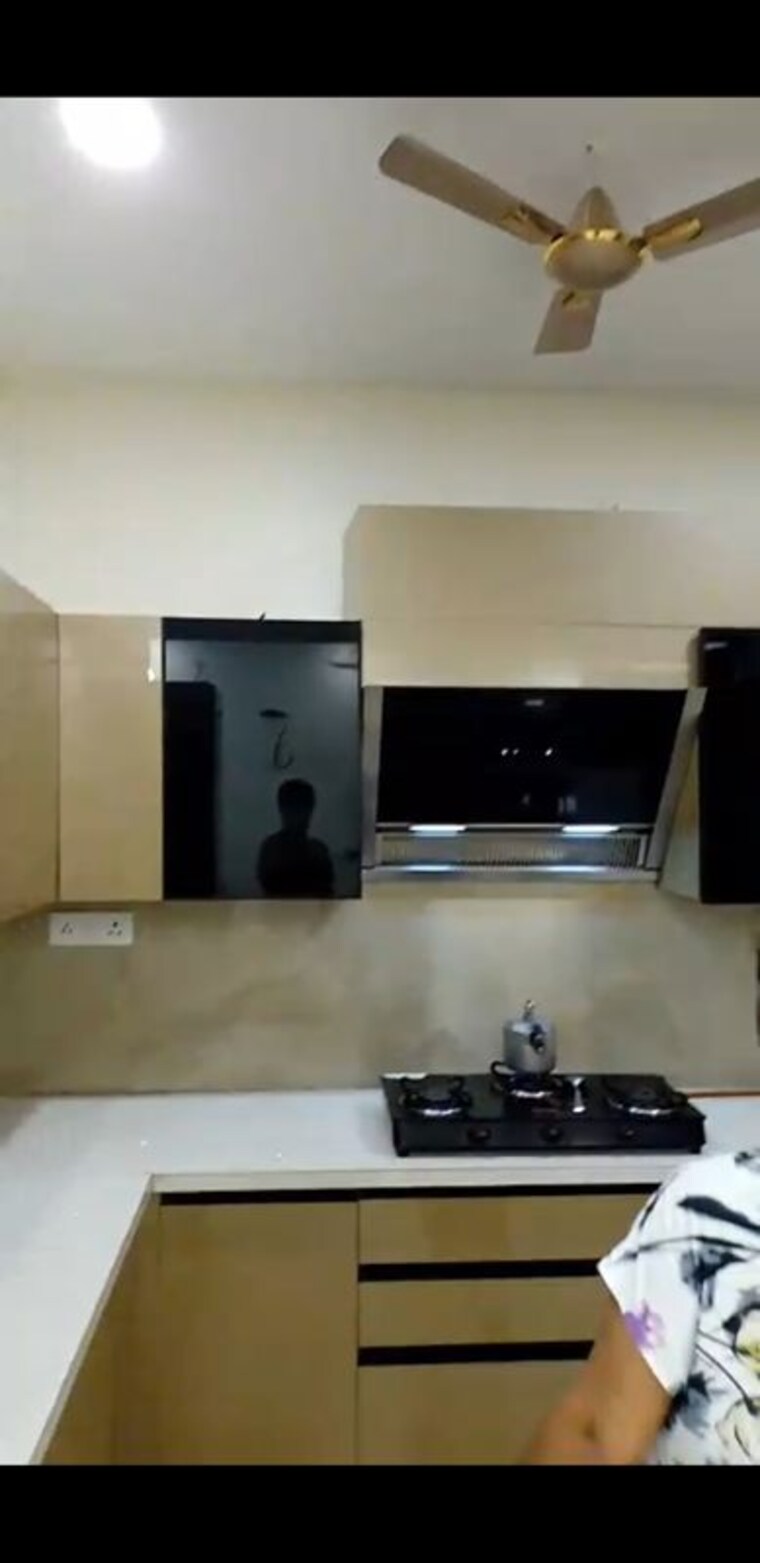 Team Area, sector 85 3 Bedroom 250 Sq.Yd. Builder Floor In Sector 85 Faridabad 10322816