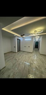 3 BHK 250 Sq.Yd. Builder Floor in Sector 85