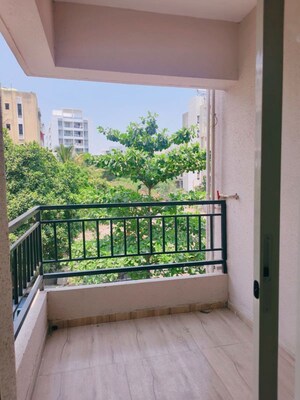 Balcony in 1 BHK Apartment at Dhanvantari Colony – for Rent