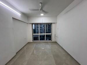 Room in 3 BHK Apartment at Emerald Apartment Santacruz, Santacruz East – for Rent