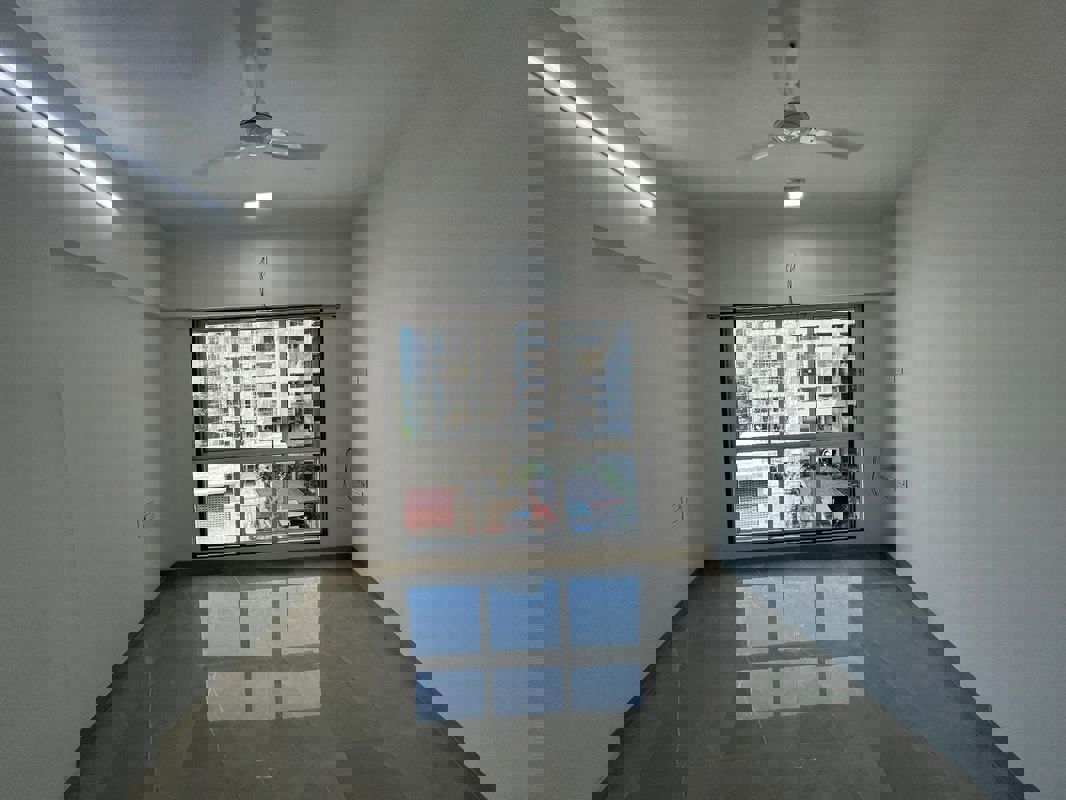 3 BHK 987 Sq.Ft. Apartment in Emerald Apartment Santacruz