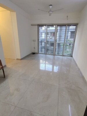 Room in 3 BHK Apartment at Kabra Centroid, Santacruz East – for Rent