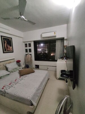Bedroom in 2 BHK Apartment at Ajmera Girnar, Wadala – for Rent