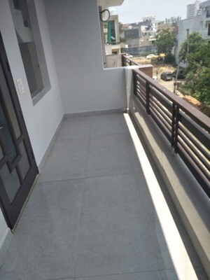 Balcony in 2 BHK Builder Floor at Sector 51 – for Rent