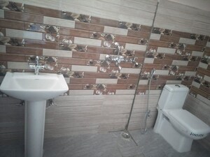 Bathroom in 2 BHK Builder Floor at Sector 51 – for Rent