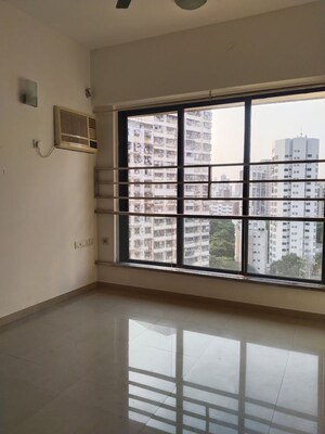 Room in 2 BHK Apartment at Ashok Gardens, Sewri – for Rent