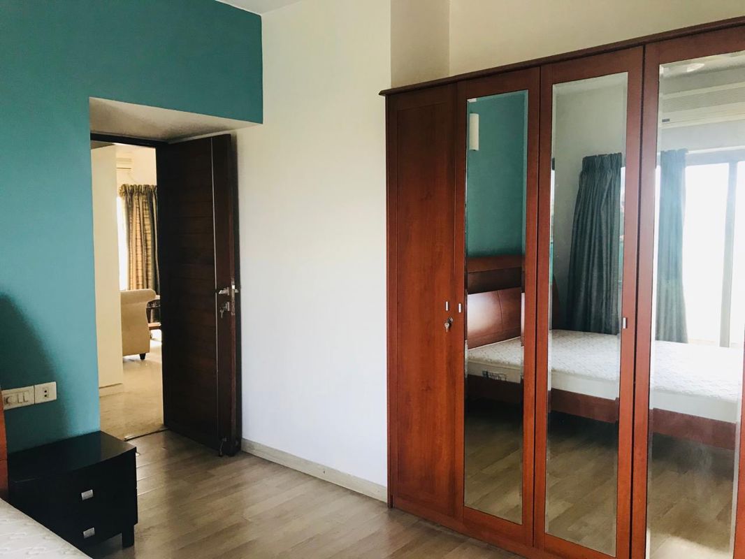 4 BHK + Servant Room,Study Room,Store Room Apartment For Rent in Halasuru