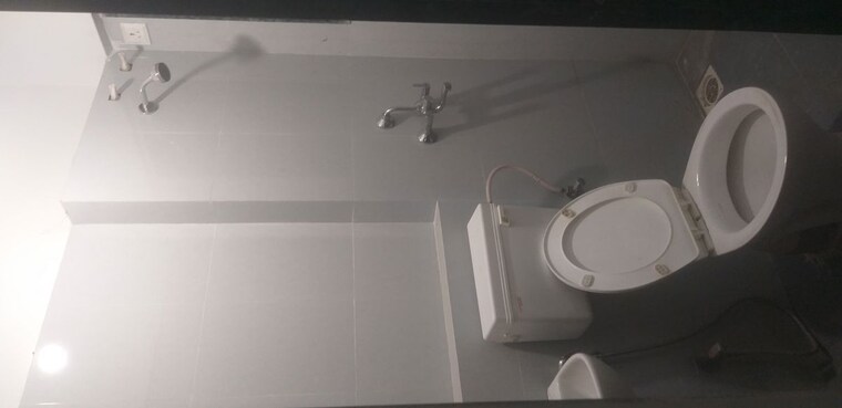 Bathroom, highland-pearl 1 Bedroom 380 Sq.Ft. Apartment In Thane West Thane 10312134