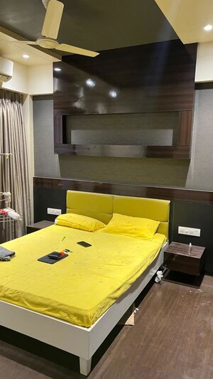 Team Area in 3 BHK Apartment at Kumar Prerana, Aundh – for Sale