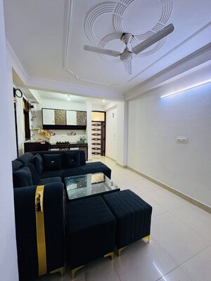 1 BHK Builder Floor For Rent in Saket