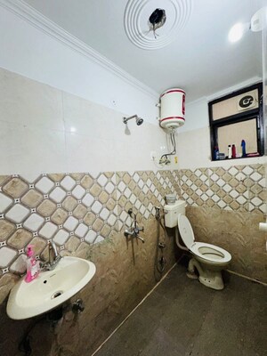 Bathroom in 1 BHK Builder Floor at Saket – for Rent