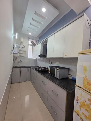 Kitchen in 2 BHK Builder Floor at Sector 27 – for Rent