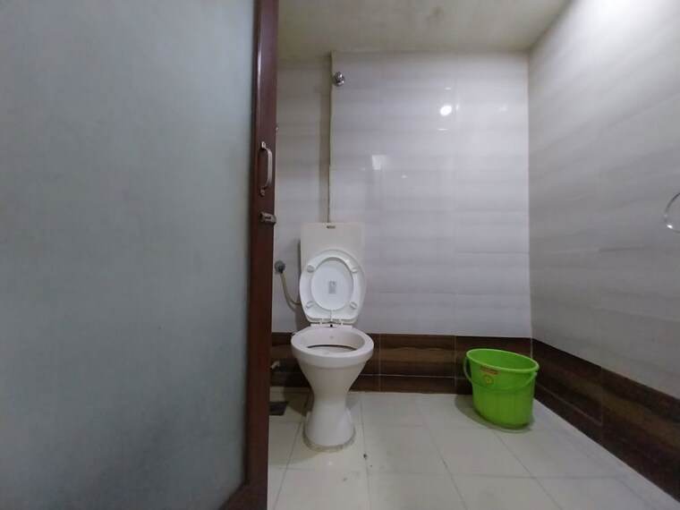 Bathroom, alkapuri Commercial Office Space 3800 Sq.Ft. In Alkapuri Vadodara 10322894
