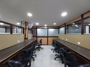  Office Space For Rent in Alkapuri