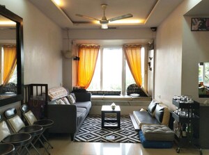 Gym in 2 BHK Apartment at Bansi Villa, Vile Parle West – for Rent