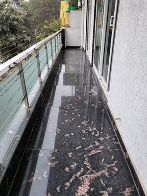 Balcony in 1 BHK Builder Floor at Sector 15 – for Rent