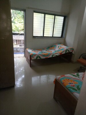 Bedroom in  Pg at Vartak Nagar – for Rent