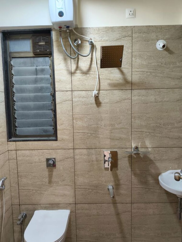 Attached Bathroom, chandak-34-park-estate 1 Bedroom 450 Sq.Ft. Apartment In Goregaon West Mumbai 10322920