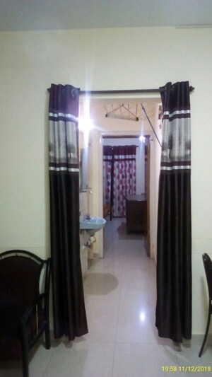  1 BHK Apartment at Veera Desai Road – for Rent