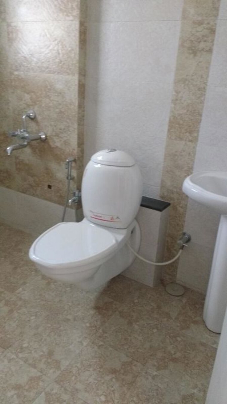 Bathroom, gk-dwarka-sai 2 Bedroom 599 Sq.Ft. Apartment In Rahatani Pune 10322942