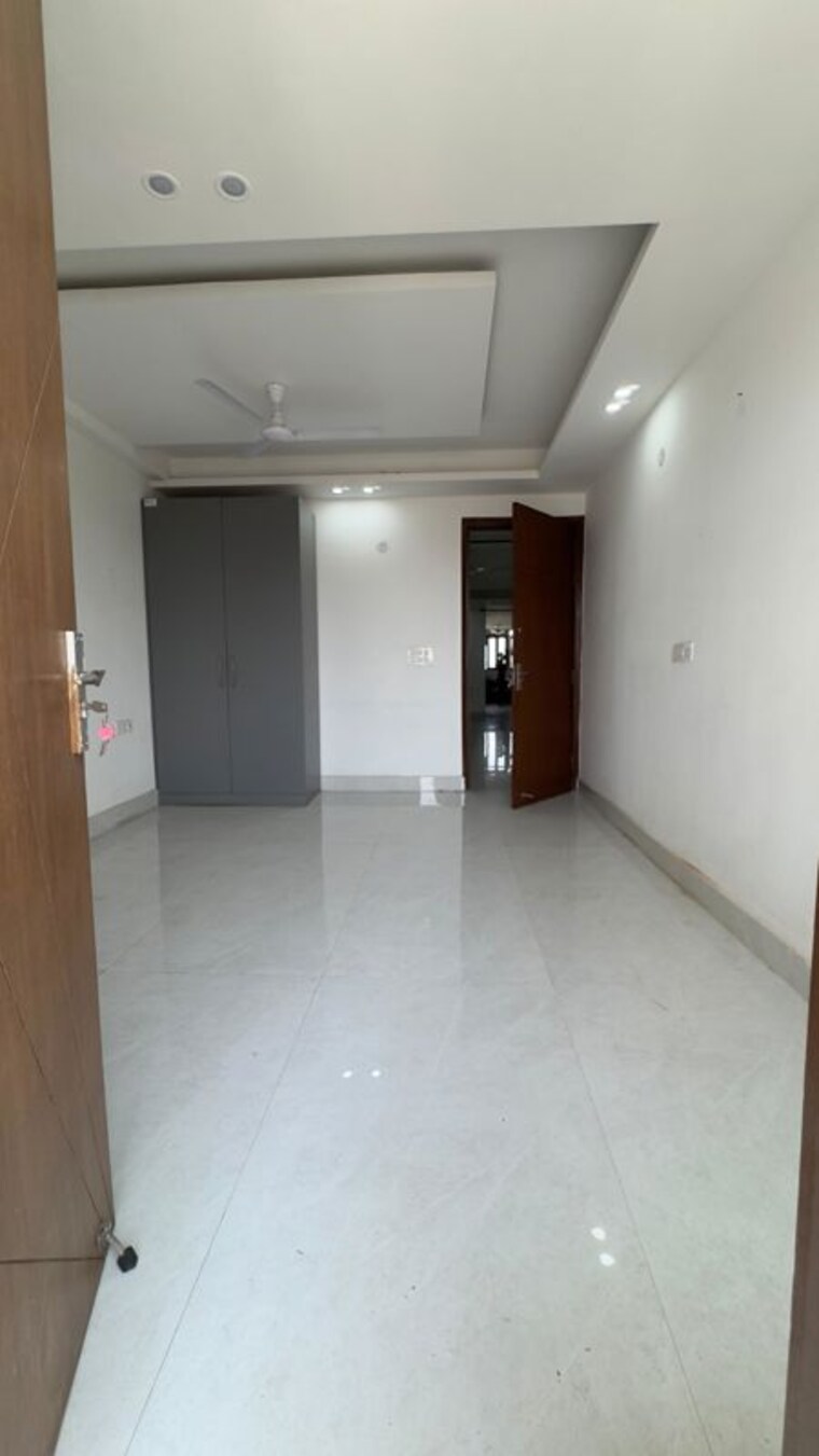 Room, chattarpur 3 Bedroom 1400 Sq.Ft. Apartment In Chattarpur Delhi 10322956