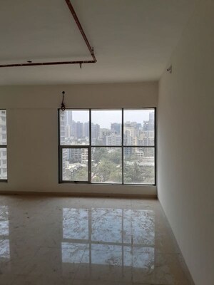 Room in  Office Space at Borivali East – for Rent