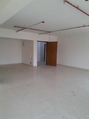 Room in  Office Space at Borivali East – for Rent