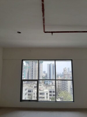 Room in  Office Space at Borivali East – for Rent