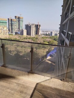 2 BHK Apartment For Rent in Ruparel Ariana