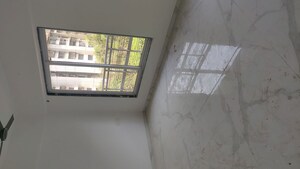 Room in 3 BHK Apartment at Mira Road East – for Rent