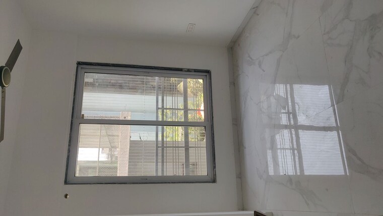 Room, mira road east 3 Bedroom 1060 Sq.Ft. Apartment In Mira Road East Thane 10322993