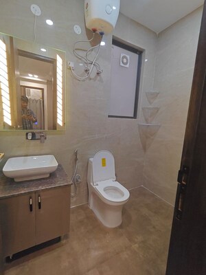 Bathroom in 2 BHK Builder Floor at Ardee City, Sector 52 – for Rent