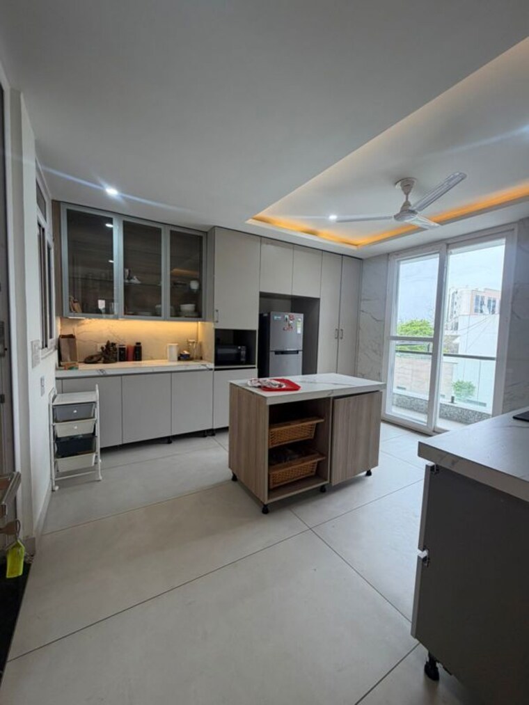 Kitchen, sector 15 3 Bedroom 2300 Sq.Ft. Builder Floor In Sector 15 Gurgaon 10323008
