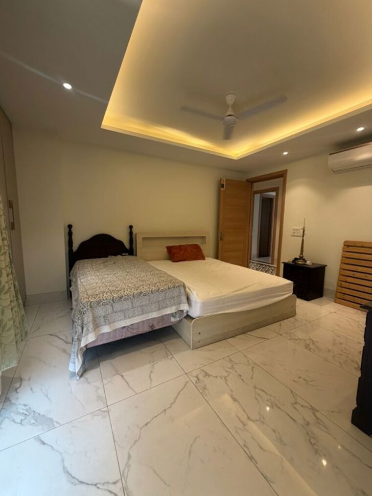 Bedroom, sector 15 3 Bedroom 2300 Sq.Ft. Builder Floor In Sector 15 Gurgaon 10323008