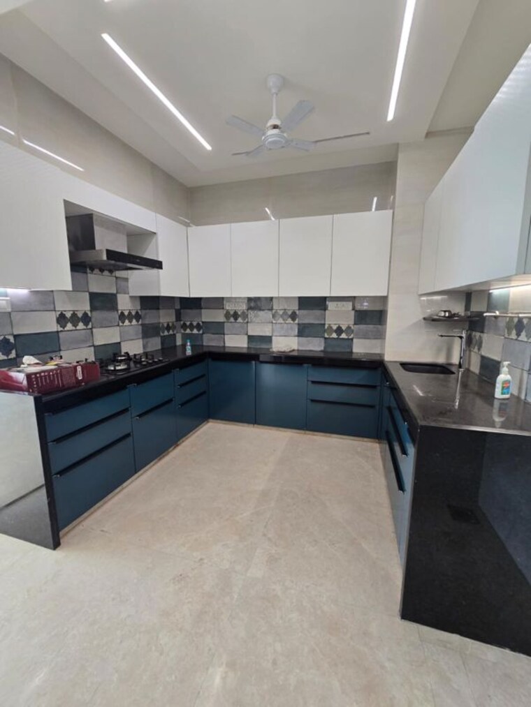 Kitchen, oberoi-exquisite-goregaon 3 Bedroom 2255 Sq.Ft. Apartment In Goregaon East Mumbai 10323011