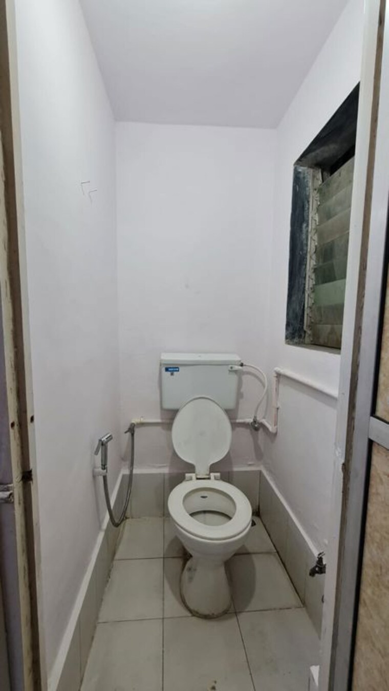Bathroom, unity-apartment-malad 1 RK 300 Sq.Ft. Apartment In Malad West Mumbai 10323017