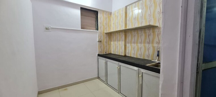 Kitchen, malad west 1 RK 300 Sq.Ft. Apartment In Malad West Mumbai 10323023