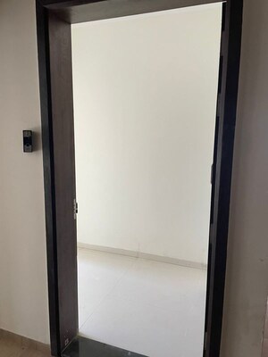 Furnished Amenities in 2 BHK Apartment at Abhinav Pebbles 2, Bavdhan – for Sale