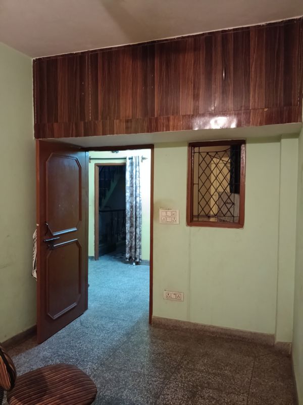 2 BHK + Pooja Room Builder Floor For Rent in South Delhi
