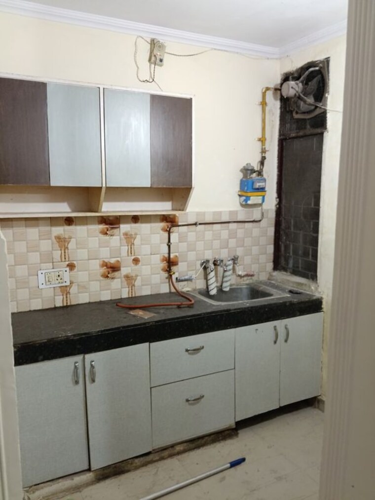 Kitchen, malviya nagar 2 Bedroom 60 Sq.Yd. Builder Floor In Malviya Nagar Delhi 10323077