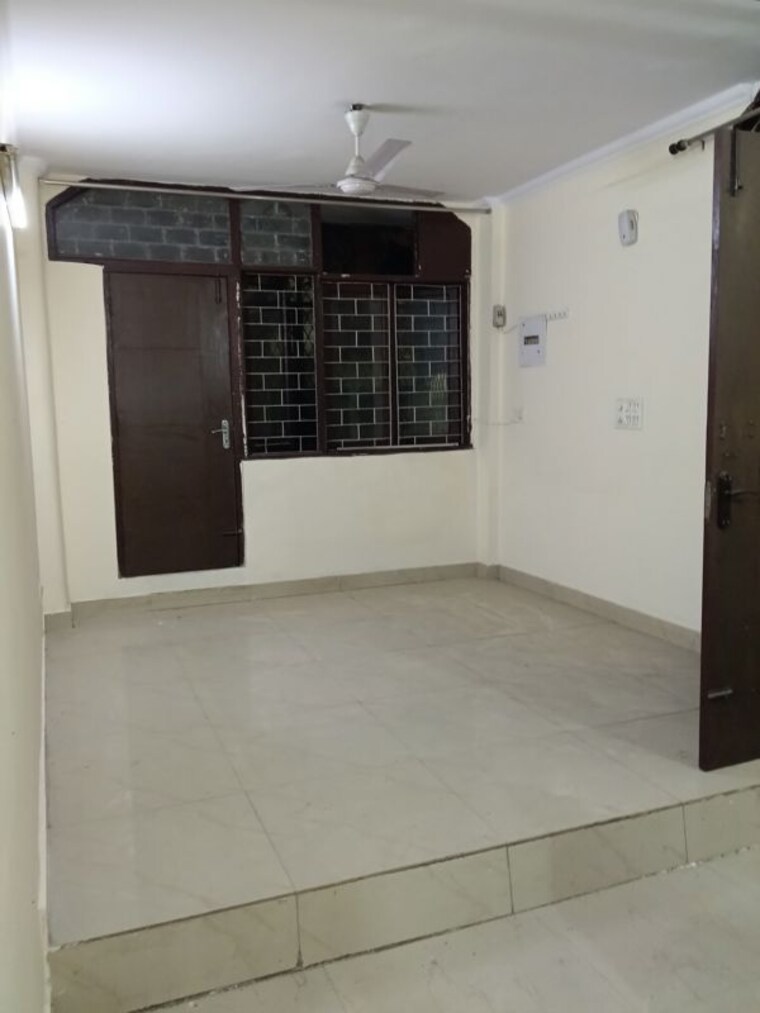 Room, malviya nagar 2 Bedroom 60 Sq.Yd. Builder Floor In Malviya Nagar Delhi 10323077