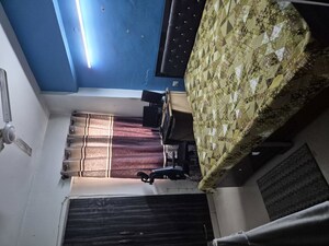 Furnished Amenities in 2 BHK Apartment at Sethi Max Royale, Sector 76 – for Rent