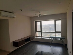 Room in 4 BHK Apartment at Panchshil Eon Waterfront I, Kharadi – for Rent